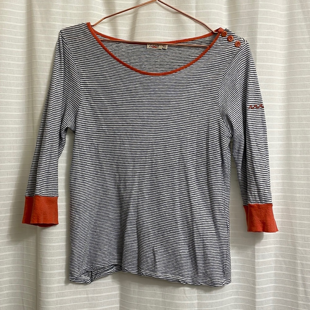 FAHERTY Baez Top striped Henley button scoop neck